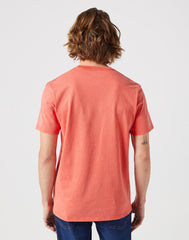 WRANGLER GRAPHIC TEE MĘSKA KOSZULKA T-SHIRT LOGO BURNT SIENNA 112351267 W751013632