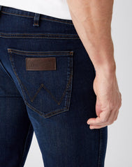 WRANGLER GREENSBORO MĘSKIE SPODNIE JEANSOWE BASALT BLUE W15QLR208 112145832