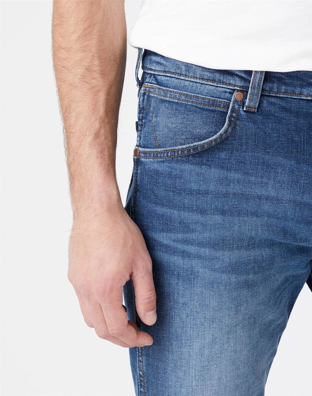 WRANGLER GREENSBORO MĘSKIE SPODNIE JEANSOWE BLUE SWEEP W15Q28294 112144757