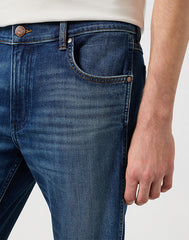 WRANGLER GREENSBORO MĘSKIE SPODNIE JEANSOWE JEANSY DŻINSY HARE BLUE 112350838 W15Q017969