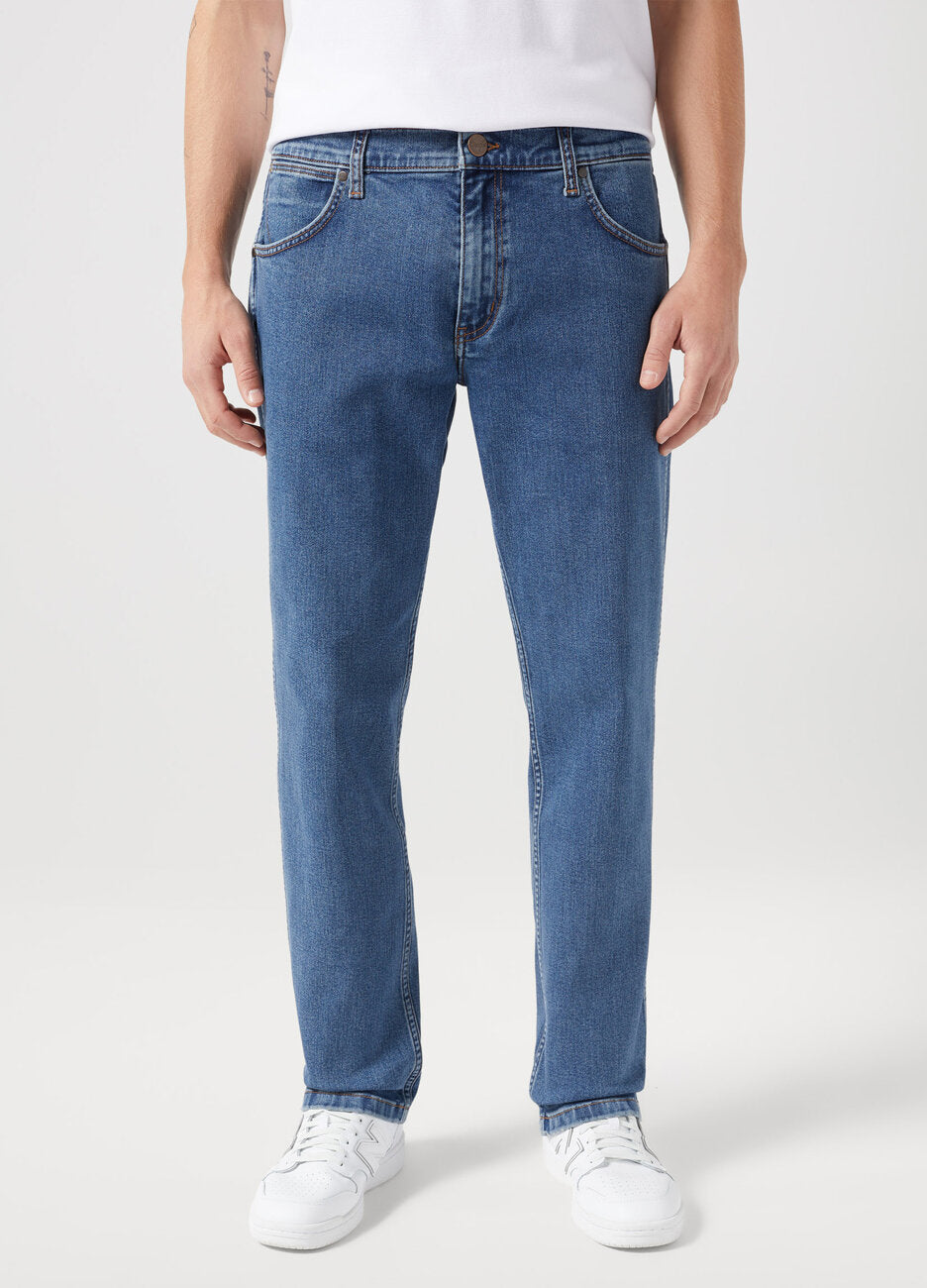 WRANGLER GREENSBORO MĘSKIE SPODNIE JEANSOWE JEANSY DŻINSY HAZE 112350665 W15Q018394