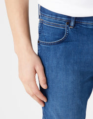 WRANGLER GREENSBORO MĘSKIE SPODNIE JEANSOWE THE FUTURE W15QCS27A 112320123