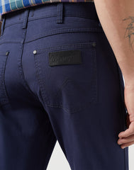 Spodnie Materiałowe Męskie Wrangler Greensboro Chino Dark Navy 112350802 W15Q018200