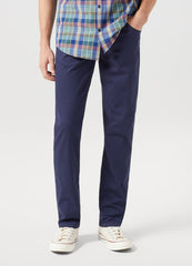 Spodnie Materiałowe Męskie Wrangler Greensboro Chino Dark Navy 112350802 W15Q018200