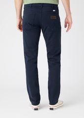WRANGLER GREENSBORO MĘSKIE SPODNIE MATERIAŁOWE NAVY W15QY6114 112145835
