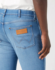 WRANGLER LARSTON MĘSKIE SPODNIE JEANSOWE COSMIC W18SMJ347