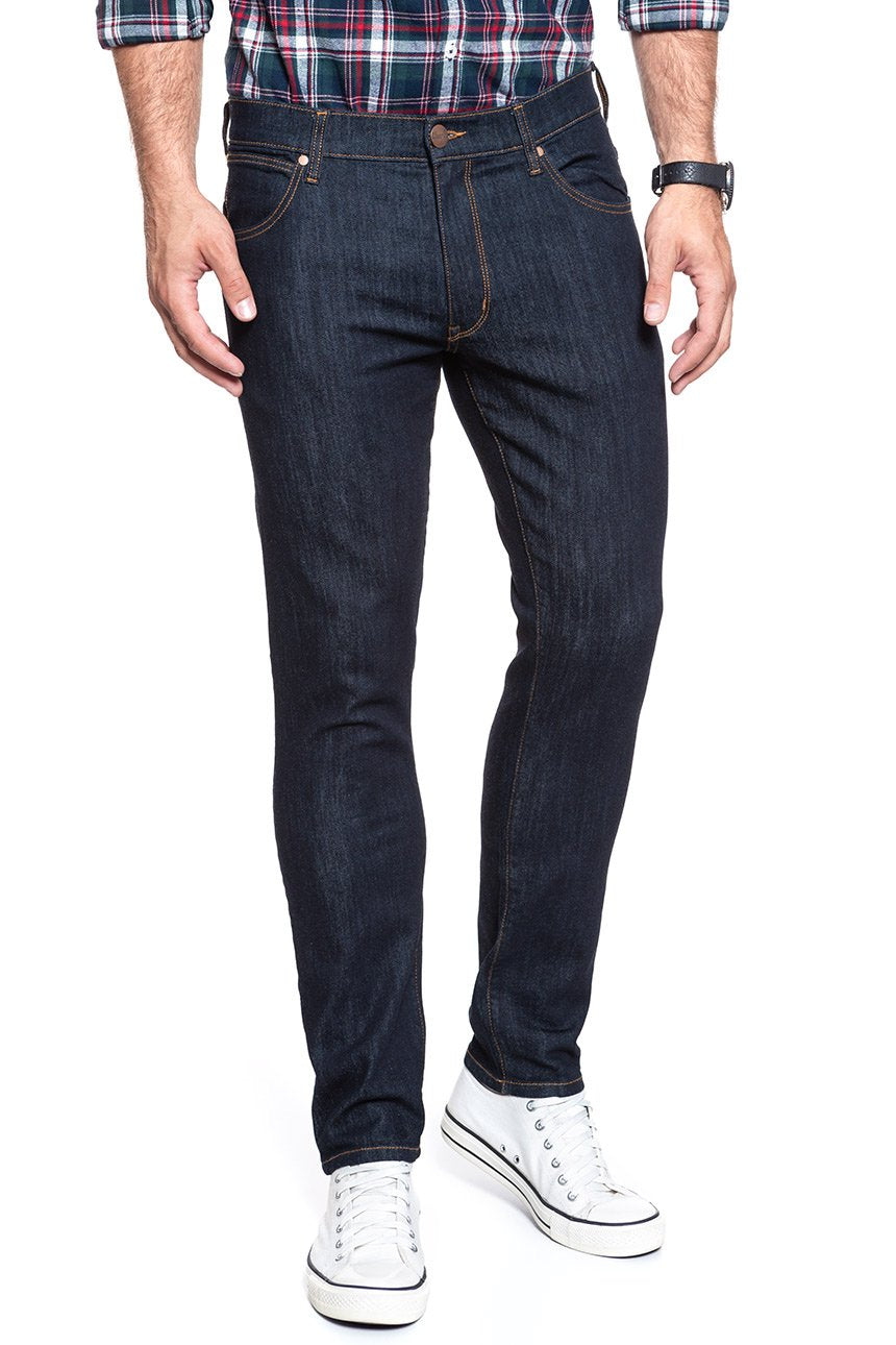 WRANGLER LARSTON MĘSKIE SPODNIE JEANSOWE JEANSY DARK RINSE W18SP690A 112127578