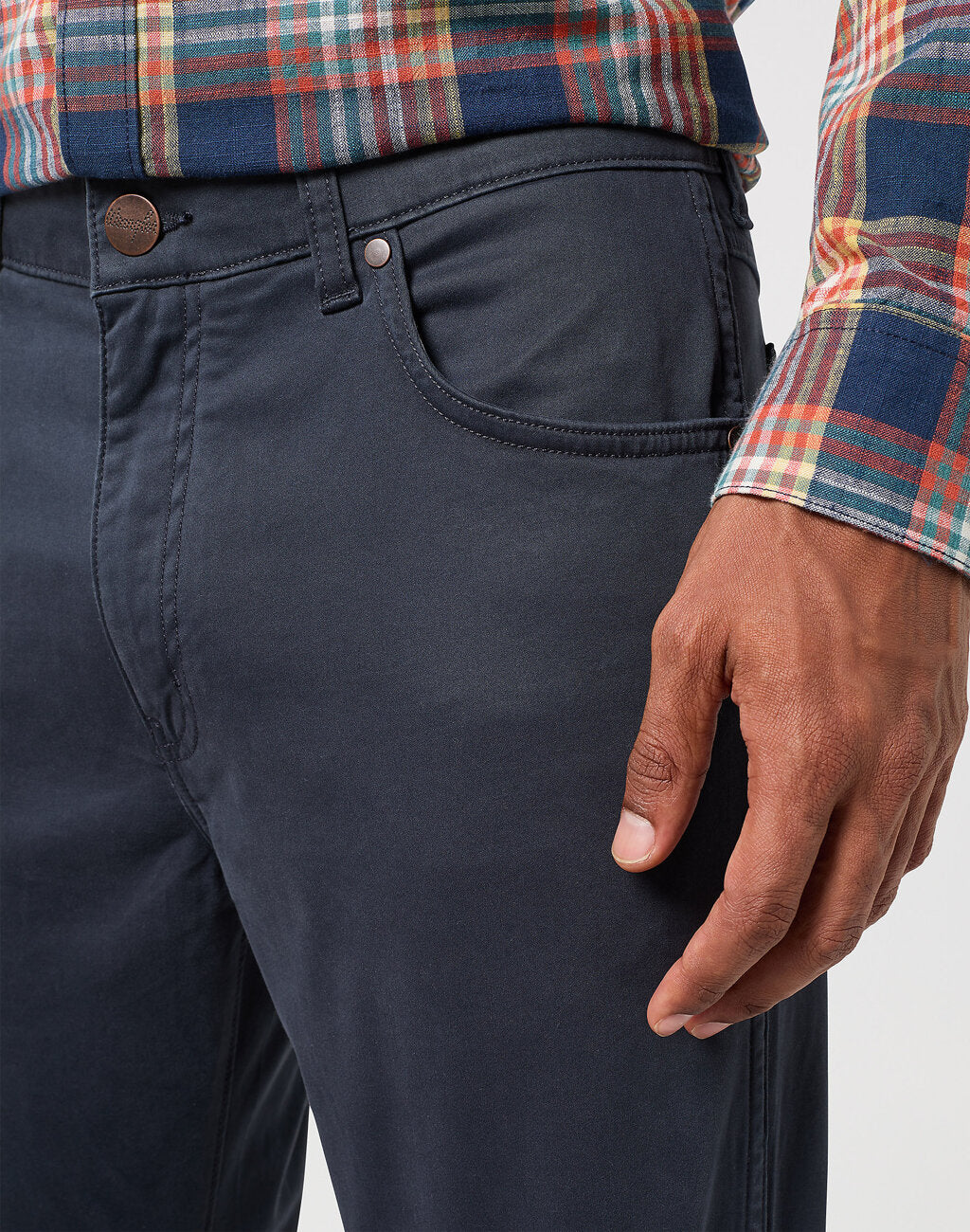 WRANGLER LARSTON MĘSKIE SPODNIE JEANSOWE JEANSY DŻINSY DARK NAVY W18S018200 112350798