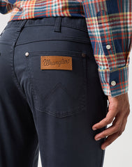 WRANGLER LARSTON MĘSKIE SPODNIE JEANSOWE JEANSY DŻINSY DARK NAVY W18S018200 112350798