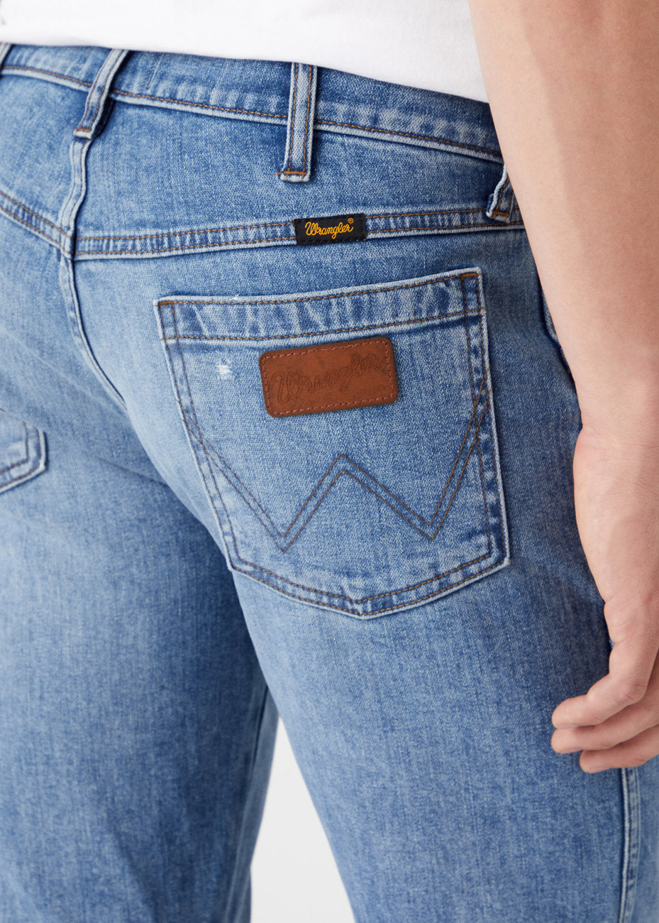 WRANGLER LARSTON MĘSKIE SPODNIE JEANSOWE LIGHT INDIGO W18S59X4E 112324511