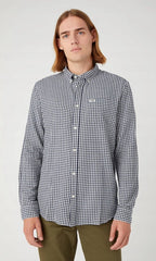 WRANGLER MĘSKA KOSZULA LS 1 PKT BUTTON DOWN NAVY 112345377 W5B1011976