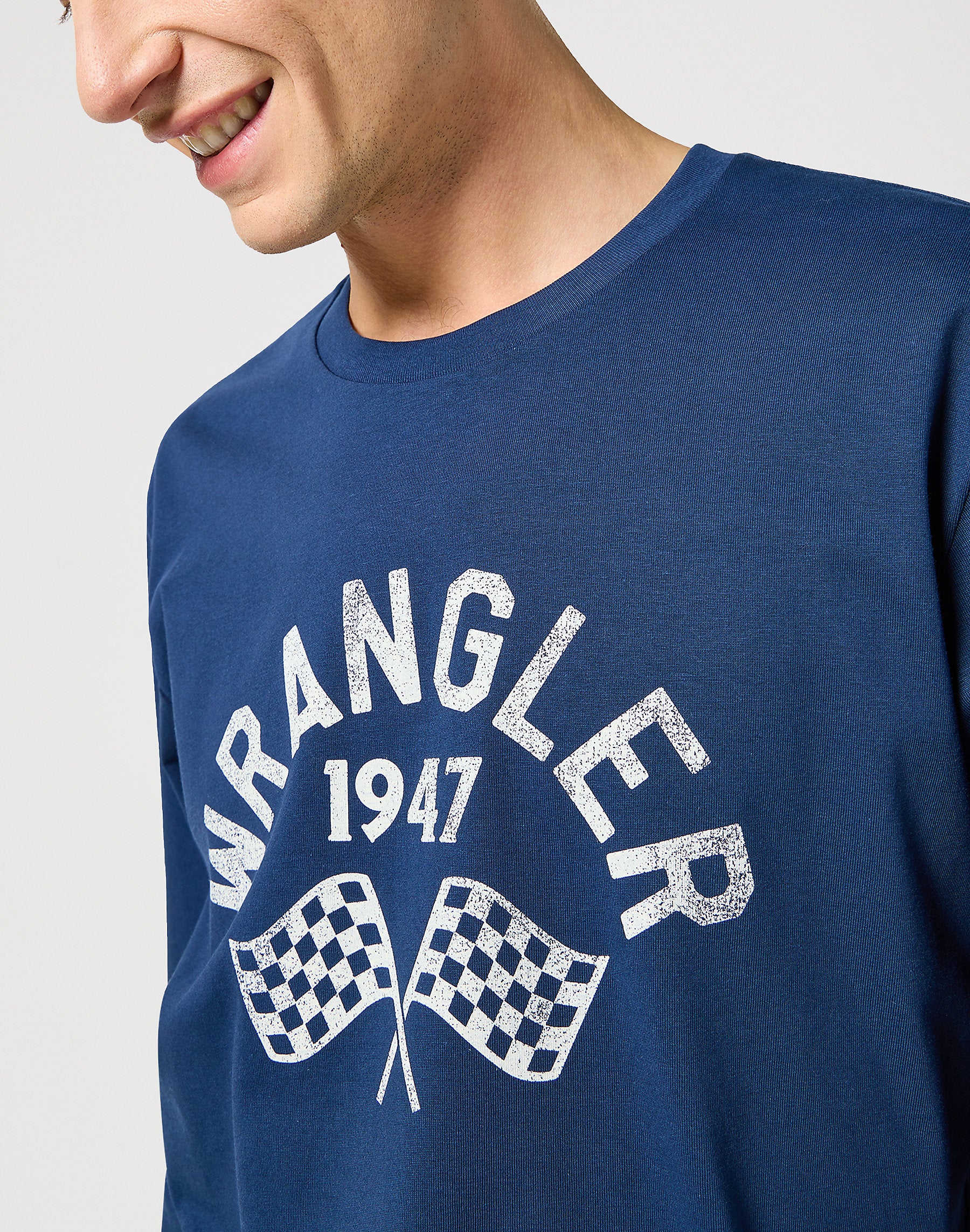 WRANGLER MĘSKA KOSZULKA LS GRAPHIC TEE NAVY 112357447