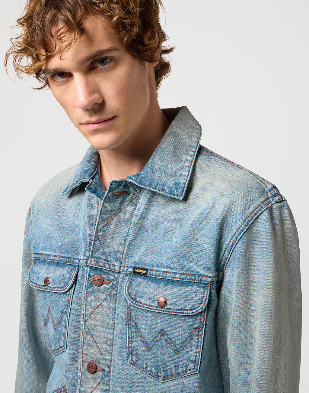 WRANGLER MĘSKA KURTKA JEANSOWA JEANS 124MJ RATTLESNAKE 112350475 W4MJ016799