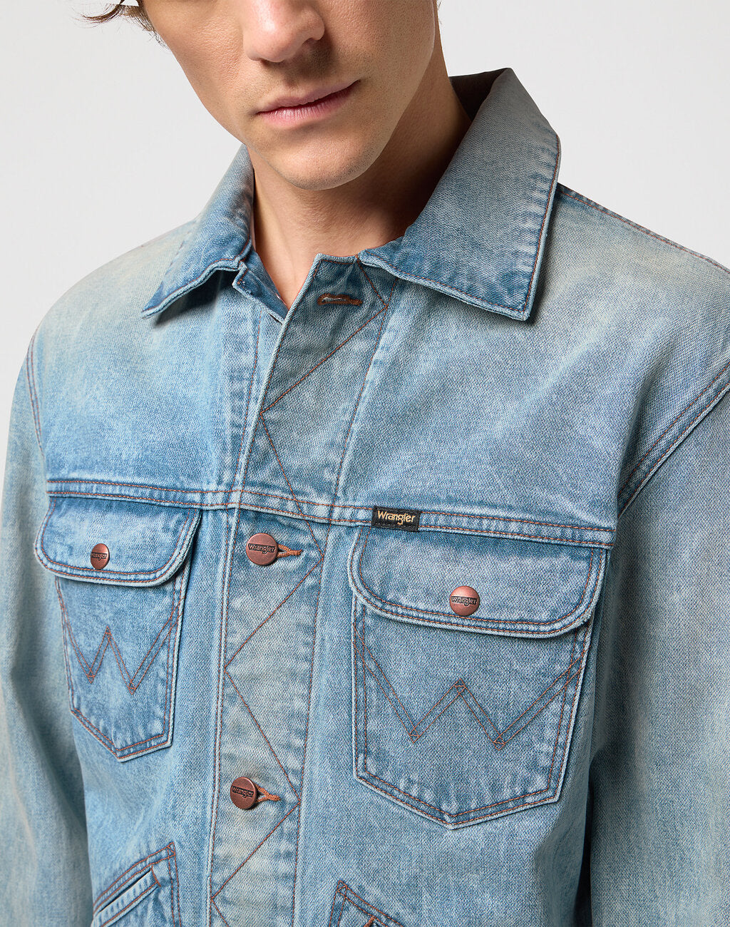 WRANGLER MĘSKA KURTKA JEANSOWA JEANS 124MJ RATTLESNAKE 112350475 W4MJ016799