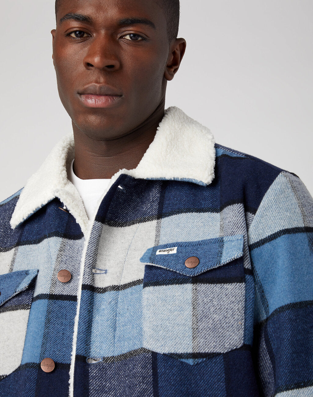 WRANGLER MĘSKA KURTKA ZIMOWA WOOL TRUCKER JACKET CAPTAINS BLUE 112341091 W4E0015076