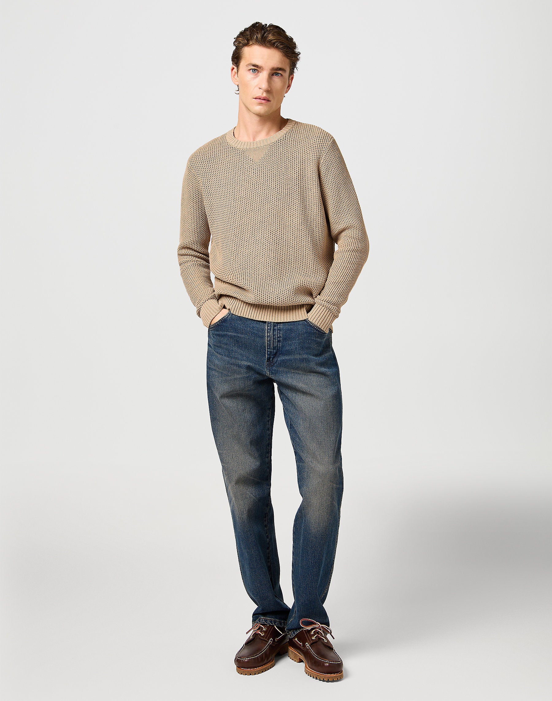 WRANGLER MĘSKA SWETER WRANGLER CREWNECK SWEATER TIMBERWOLF 112364321
