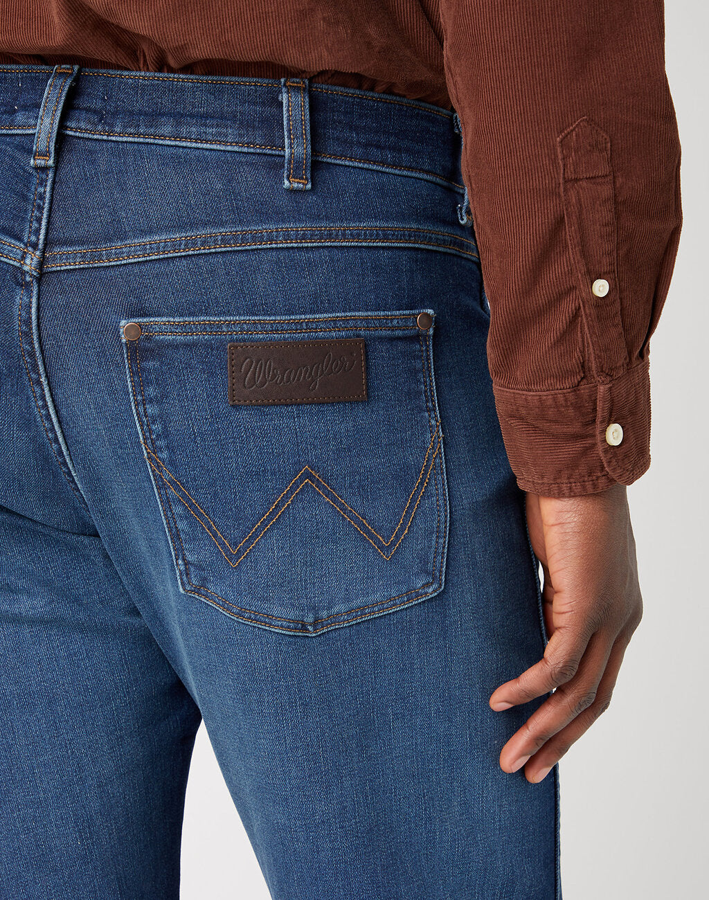 WRANGLER MĘSKIE SPODNIE JEANSOWE FRONTIER GREEN FUZZ 112341440 W16V007117