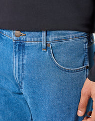 WRANGLER MĘSKIE SPODNIE JEANSOWE GREENSBORO SADDLESTONE 112355021 W15Q017423