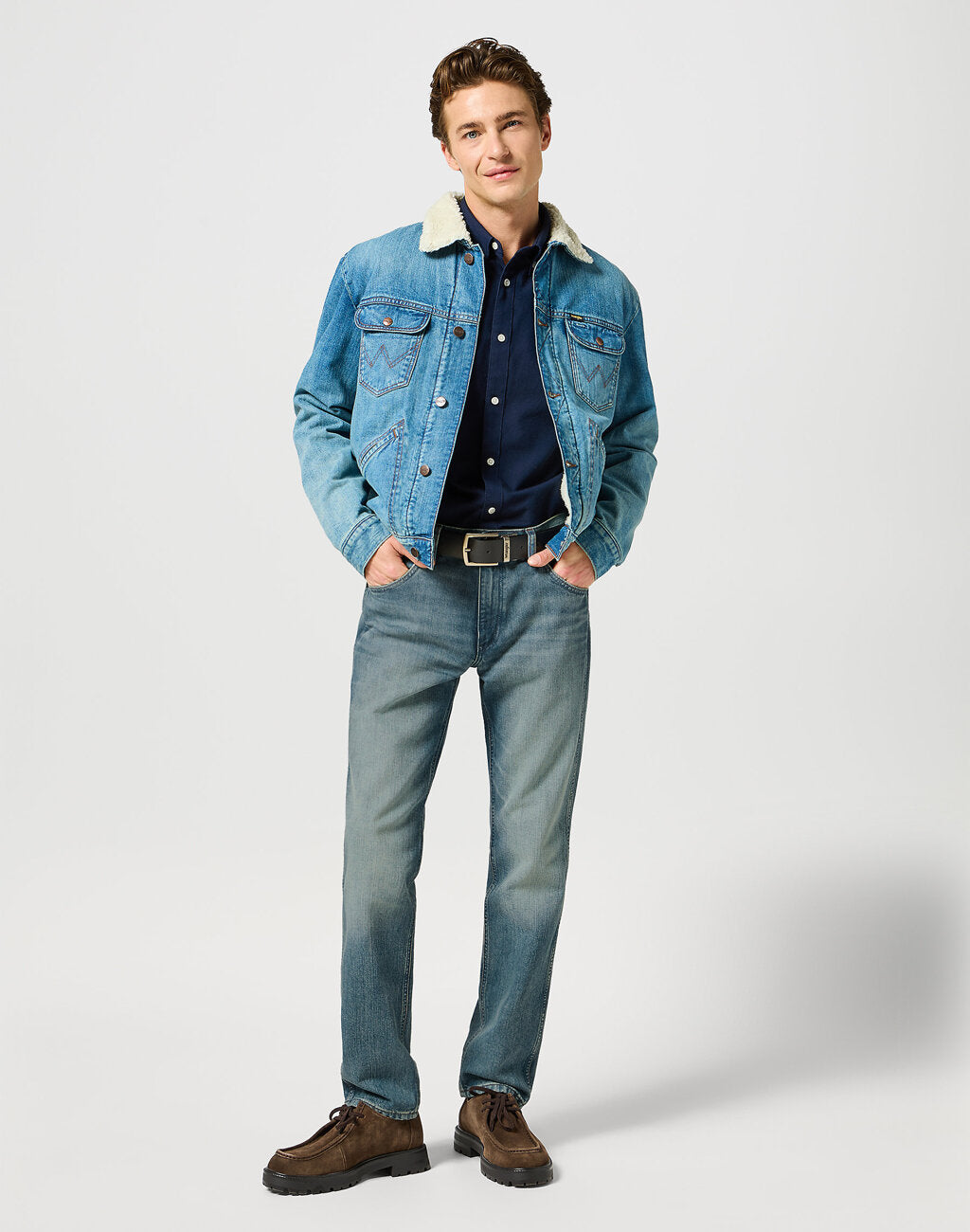 WRANGLER MĘSKIE SPODNIE JEANSOWE GREENSBORO SAGE WASH 112357417 W15Q008821