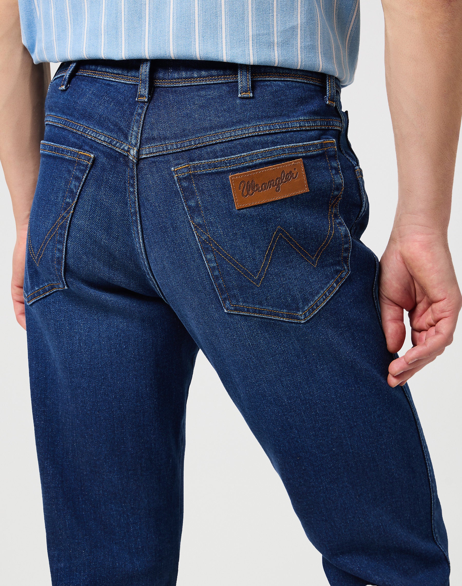 WRANGLER MĘSKIE SPODNIE JEANSOWE TEXAS SOUL 112350654 W121017997