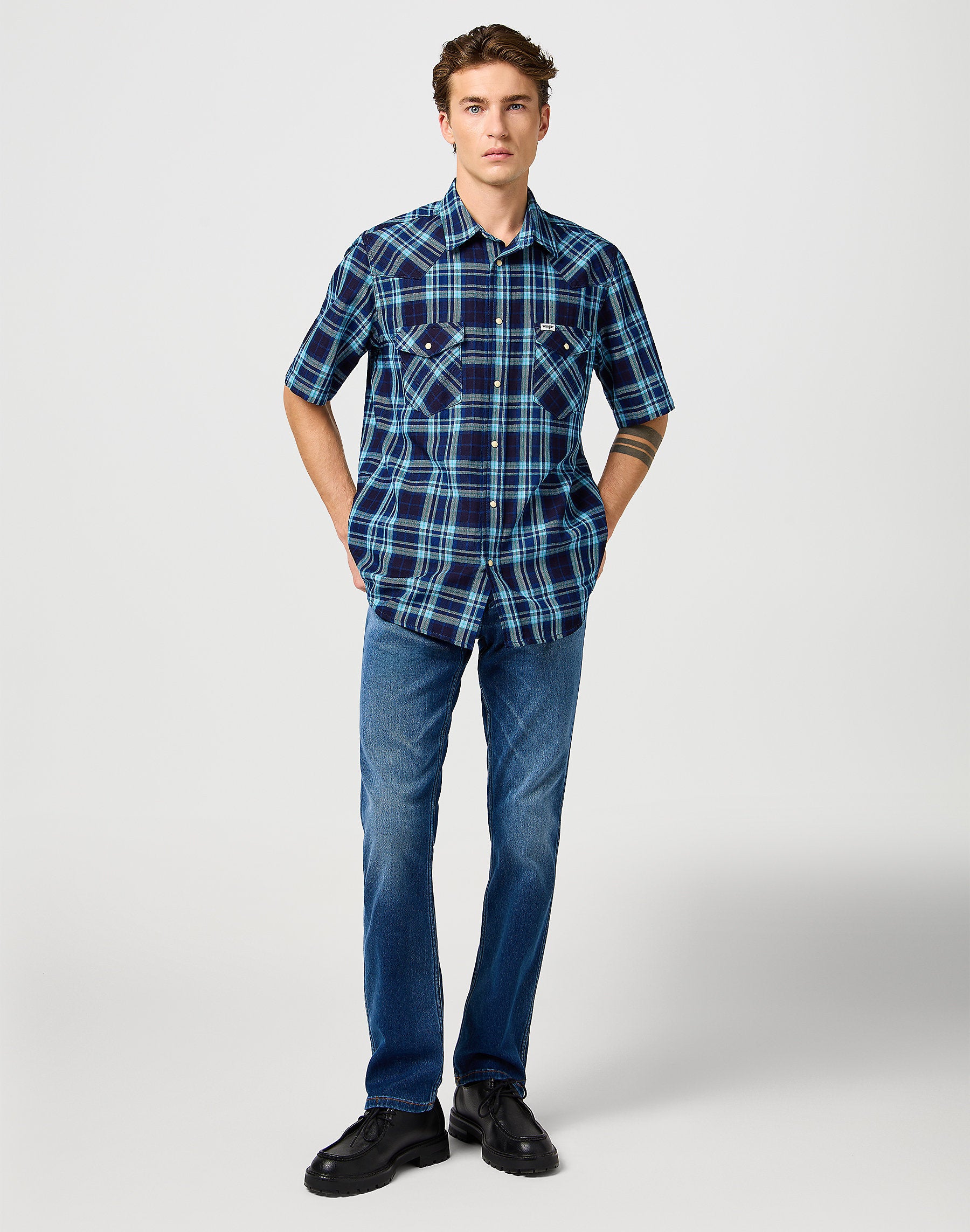 WRANGLER MĘSKIE SPODNIE JEANSOWE WRANGLER GREENSBORO DENIM DUSK 112362444