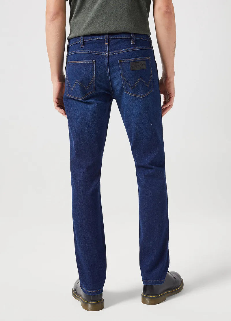WRANGLER MĘSKIE SPODNIE JEANSOWE WRANGLER GREENSBORO NIGHT SHADE 112350837