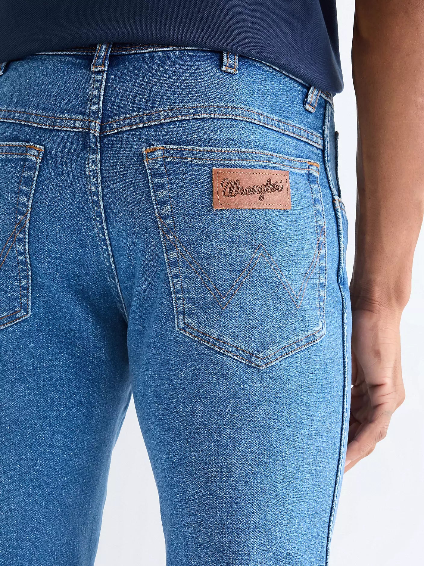 WRANGLER MĘSKIE SPODNIE JEANSOWE WRANGLER TEXAS SLIM RIDGE WASH 112358218