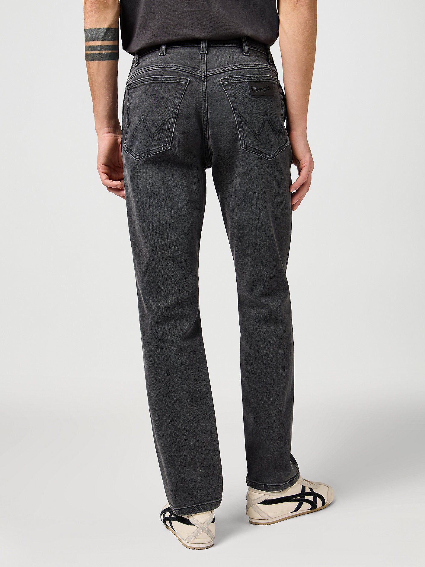 WRANGLER MĘSKIE SPODNIE JEANSOWE WRANGLER TEXAS SLIM WHISPERED WASH 112362467