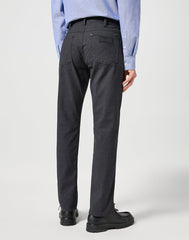 WRANGLER MĘSKIE SPODNIE MATERIAŁOWE GREENSBORO CHARCOAL 112358042 W15Q014757