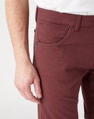 WRANGLER MĘSKIE SPODNIE MATERIAŁOWE GREENSBORO DAHLIA 112341468 W15Q016299