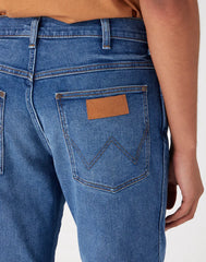 Wrangler River Męskie Spodnie Jeansowe Smoke Sea W17TYLZ71 112331074