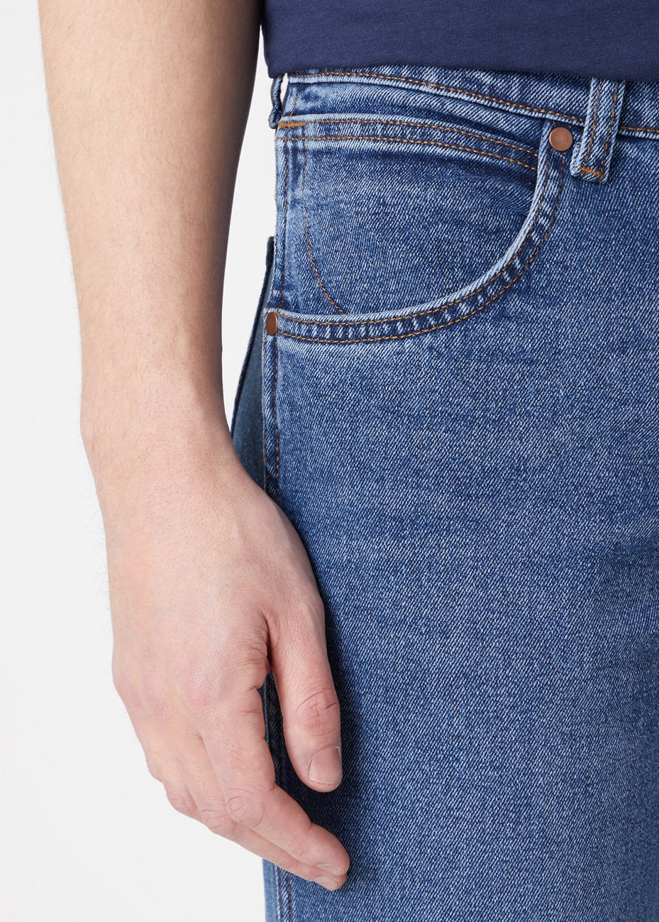 WRANGLER SPODNIE MĘSKIE GREENSBORO BLOWN AWAY W15QKP59U 112126959