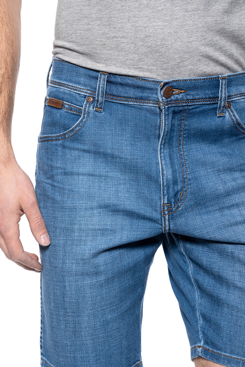 WRANGLER SZORTY MĘSKIE TEXAS SHORT LITE BLUE W11CQ187W 112126019