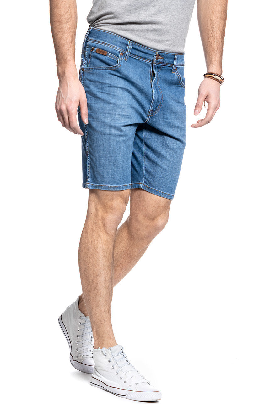 WRANGLER SZORTY MĘSKIE TEXAS SHORT LITE BLUE W11CQ187W 112126019