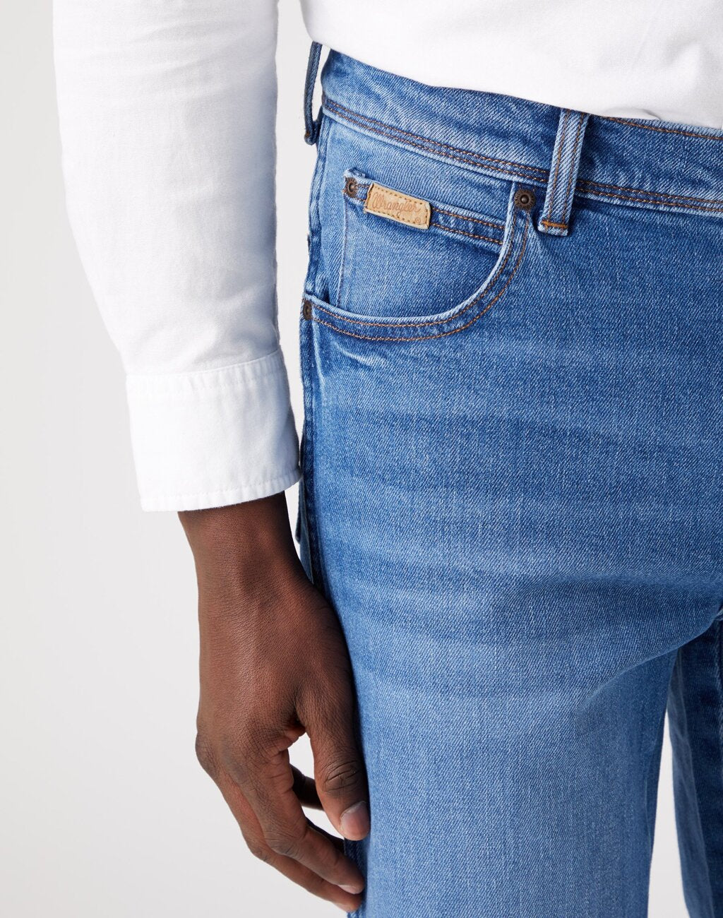 WRANGLER TEXAS MĘSKIE SPODNIE JEANSOWE NEW FAVORITE W121JX21Y 112322664