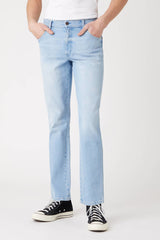 WRANGLER TEXAS SLIM MĘSKIE SPODNIE JEANSOWE CLEAR BLUE W12SZH280 112126539