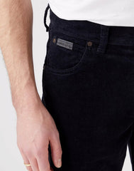 WRANGLER TEXAS SLIM MĘSKIE SPODNIE SZTRUKSOWE DARK NAVY W12SECXAE 112320130