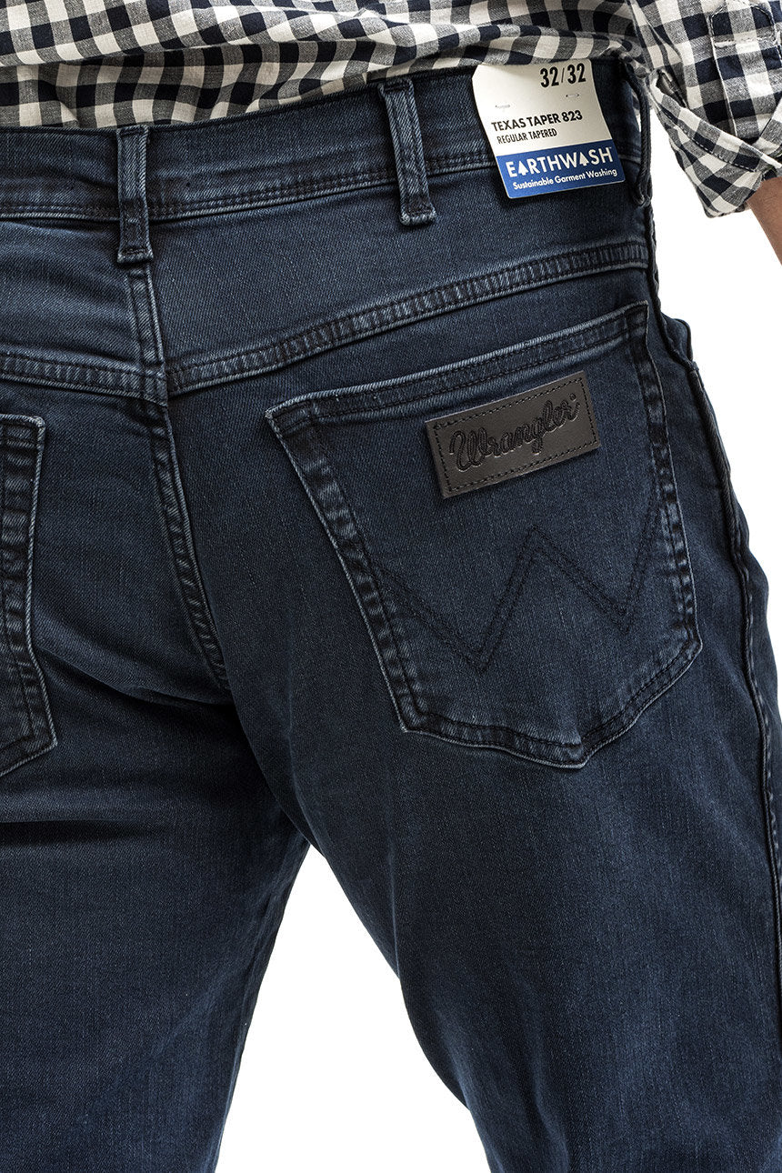 WRANGLER TEXAS TAPER MĘSKIE SPODNIE JEANSOWE BRUISED RIVER W12TLT364 112141166